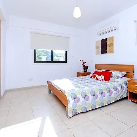 Artemis Villas * Protaras